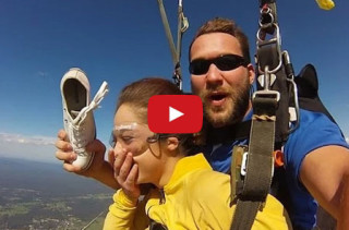 Amazing!: Skydiver’s Shoe Flies Off, Then She Catches It