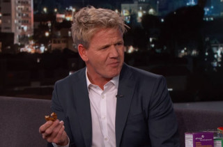 Watch Gordon Ramsay Try Girl Scout Cookies For The First Time