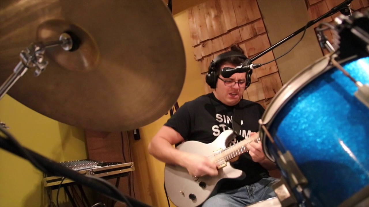 This Guy Performs Guitar, Drums, Vocals AT THE SAME TIME