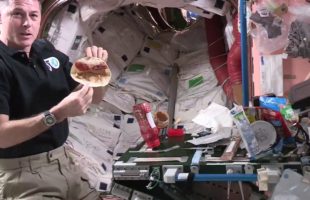 Here’s An Astronaut Making A PB&J Sandwich IN SPACE
