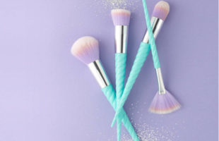 Your Makeup Kit NEEDS These Unicorn Horn Makeup Brushes