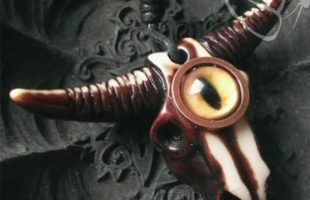 Goth Alternative Style – Bull Evil Eye Necklace