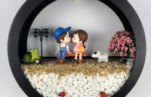Color Your Wall With Cute Iron Decoration