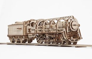 UGEARS: Steam Locomotive With Tender Model