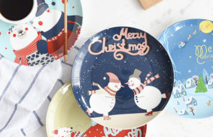 Festive Dinnerware Collection: Christmas Plates