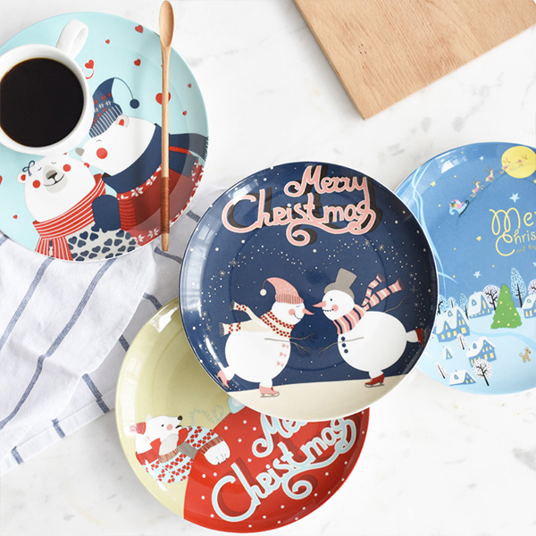 Festive Dinnerware Collection: Christmas Plates