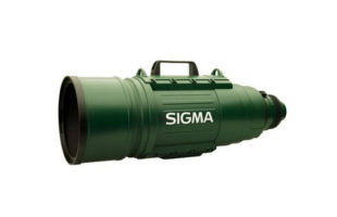 Gigantic Telephoto Zoom Lens