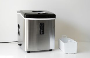 What You Need to Know Before Buying a New Ice Maker
