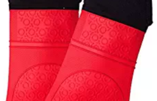 Safe and Comfortable Silicone Oven Mitt