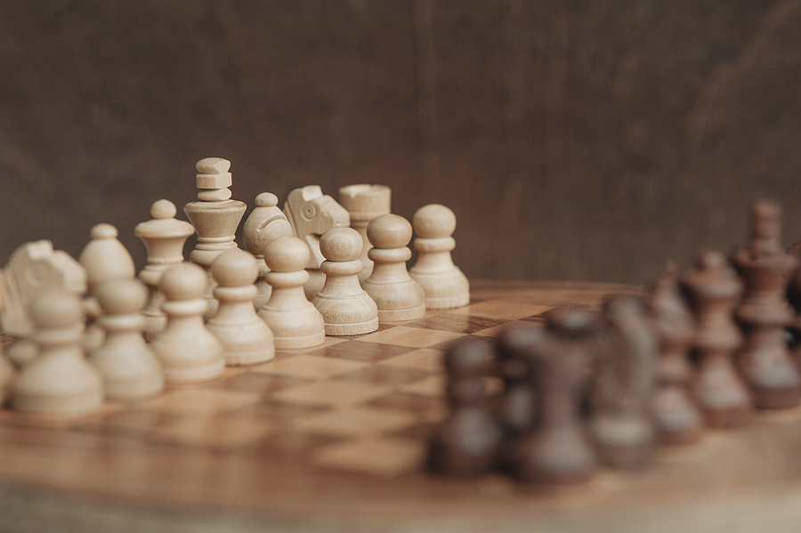 This Robotic Chess Board Is Like Something Out of Harry Potter