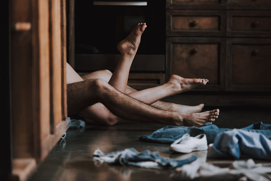 Best Personal Lube for Sex Guide – KY Vs Astroglide Lubricant