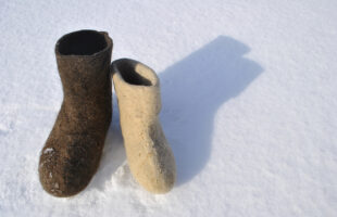 How to pick the best work boots for winter?
