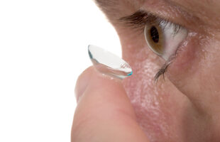 How to Wear Contact Lenses