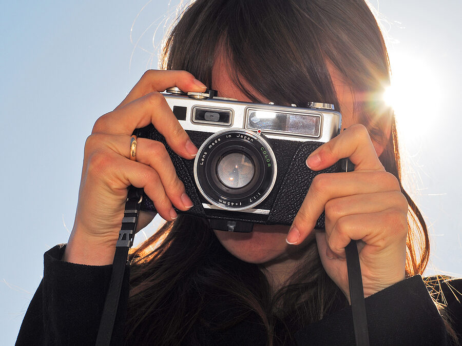 SHOULD YOU FIND OFFENCE WITH A PRIVATE INVESTIGATOR TAKING PICTURES OF YOU?