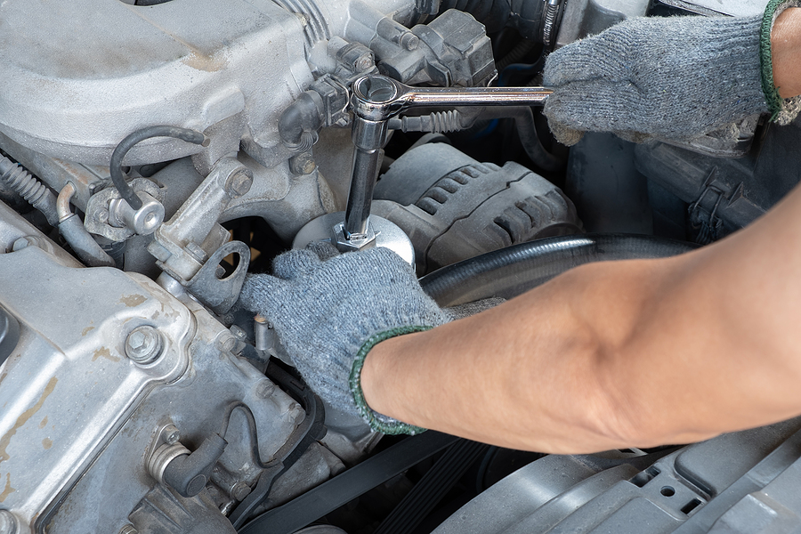 4 Ways to Save on Car Repairs