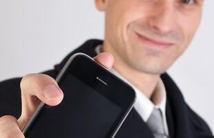 Essential Phone Apps for Digital Nomads & Solopreneurs