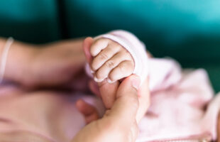 SIDS, swaddling, and sleeping: how to put your newborn to sleep safely