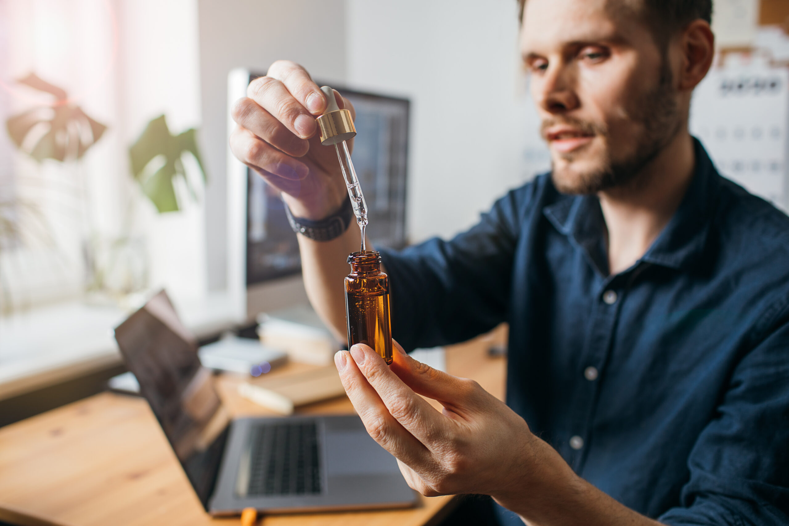 How To Use CBD Oil To Improve Your Performance In The Bedroom cbd oil