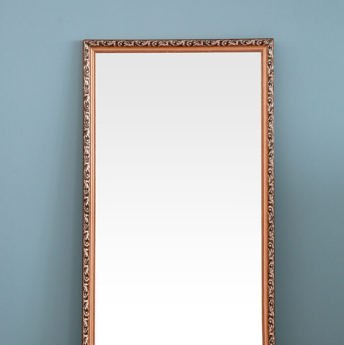 Famous Types of Antique Mirror for Luxury Homes