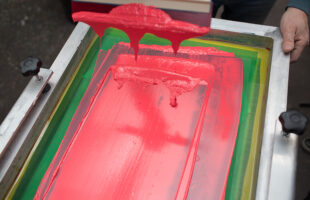 10 Things to Consider When Choosing a Screenprinting Company