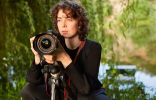 Qualifications for Becoming a Photographer
