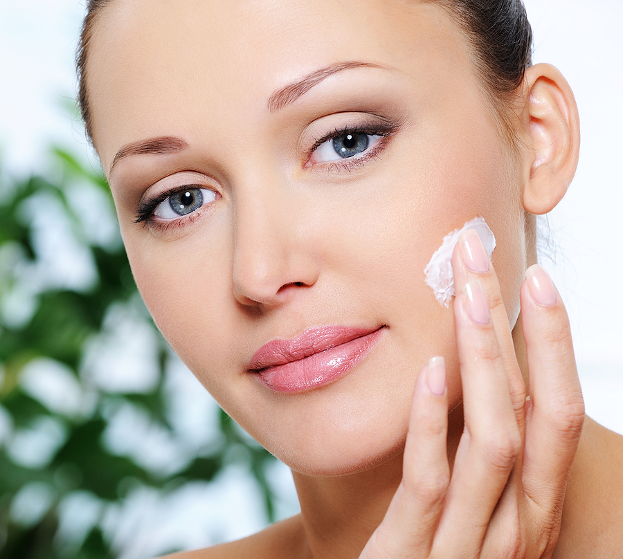 Dominique Bossavy on the Risks Associated with Semi-permanent Blemish Balm Creams: What You Need to Know