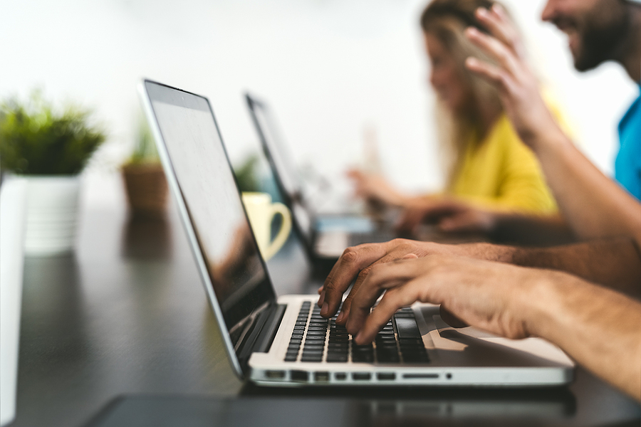 7 Design Tips for Tech Startups on a Shoestring Budget