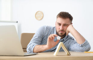 What is Making You Procrastinate and How to Avoid it?
