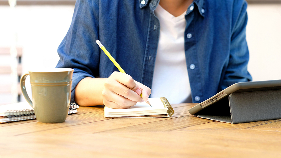 Working Full-time And Going To College: How To Make It Possible