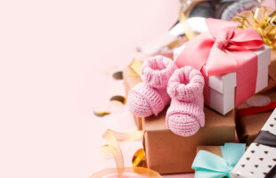 A Guide to All of the Best Baby Gifts