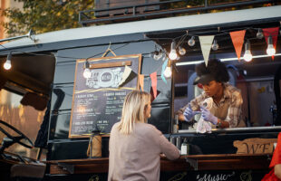5 Tips to Make Your Food Truck Business a Success