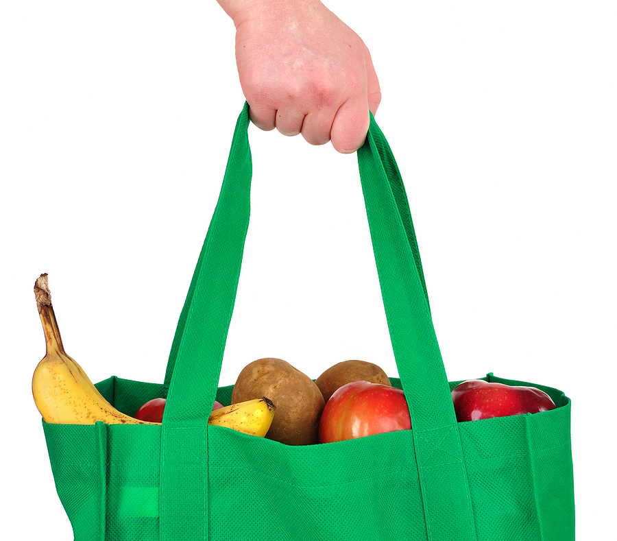 A Guide On How To Create And Buy Custom Tote Bags Online Carrying Groceries In Reusable Green Bag