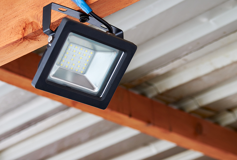 6 Things to Consider While Buying Flood Lights for Your Home Led Flood Light, Spot Light On The Top Of The Roof. Powerful Con