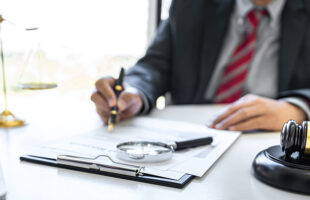 When to Call a Lawyer for Forceps Delivery Complications