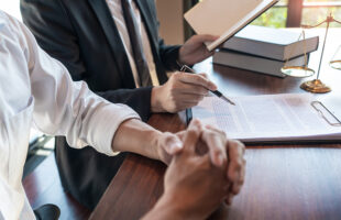 Top Qualities to Look for In a Criminal Defense Lawyer