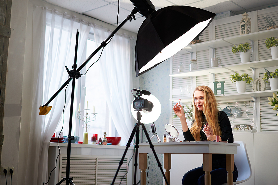 How to Improve your Twitch Livestream Beauty Blogger Woman Filming Daily Make-up Routine Tutorial On C