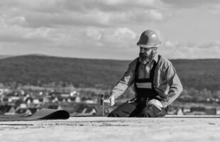KEY CONSIDERATIONS WHEN CHOOSING A COMMERCIAL ROOFING CONTRACTOR IN COLORADO