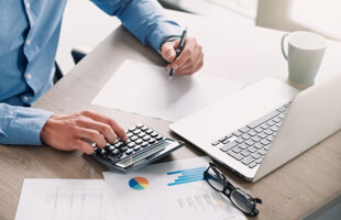 In-House Marketing vs. Agency Marketing: What’s Right for Your Business?