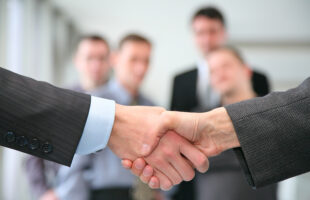 A Linkedin Marketing Strategy: What Are Its Possible Benefits?