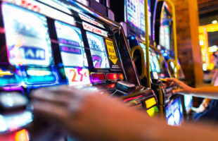 Can Sports Themed Slots Plug the Gap in Traditional Sports Schedules?