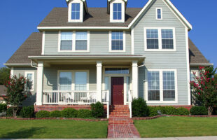 5 Benefits of Adding Folding Arm Awnings to Your Home this Summer