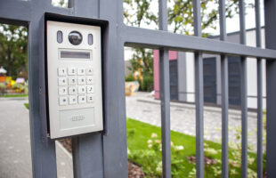 How Do Electric Gates Work?