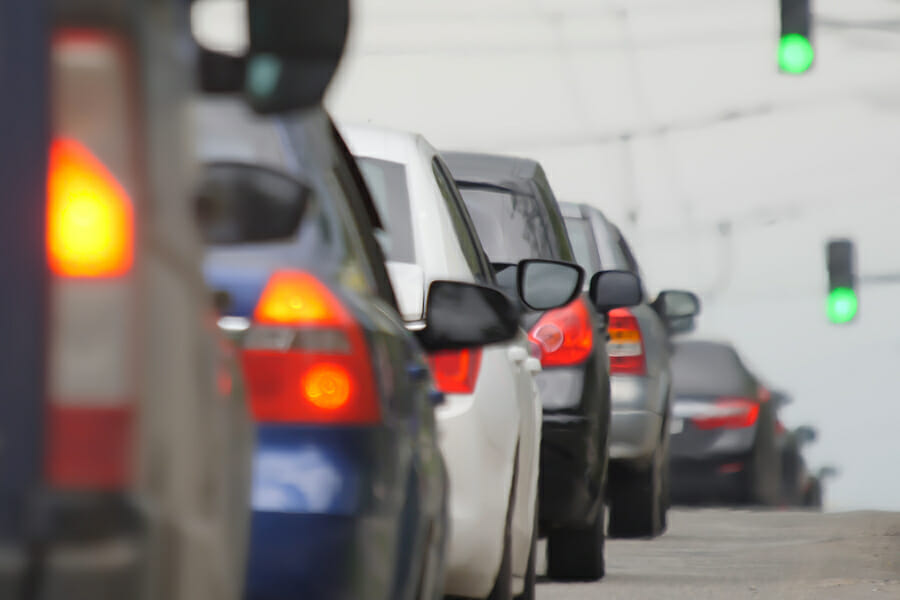 5 Tips for Driving Safely in a Busy City Environment