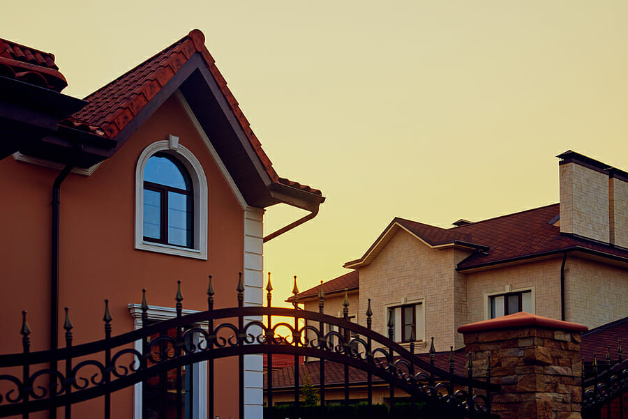 Four Important Maintenance Tasks for Your Cottage This Spring