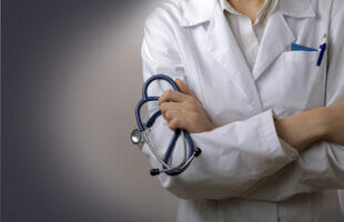 Learn Why Healthcare Professionals Wear Lab Coats & How to Choose the Right One for You!