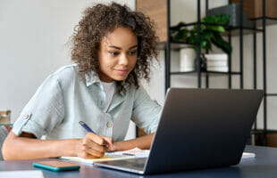 Willpower or Smart Time Management: How to Become a Successful Student