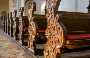 When Was the Non-Denominational Church Founded?