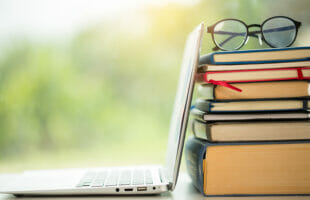 How to Assist Your Friends in 2022 with a Research Paper