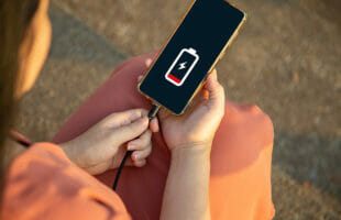 Powering Up on the Move: The Benefits of Mobile Charging Kiosks