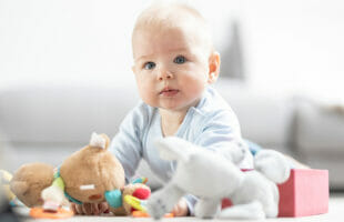 A Dandelion Sends This Baby Into An Adorable Laughing Fit